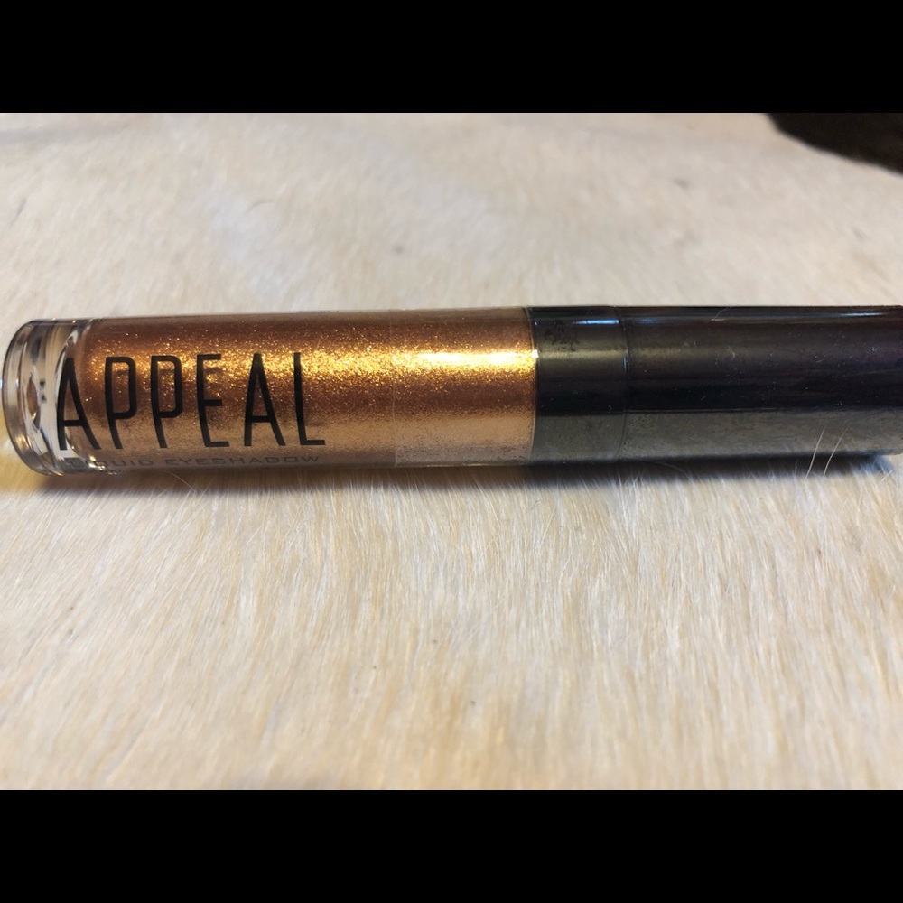 Appeal Liquid Eyeshadow